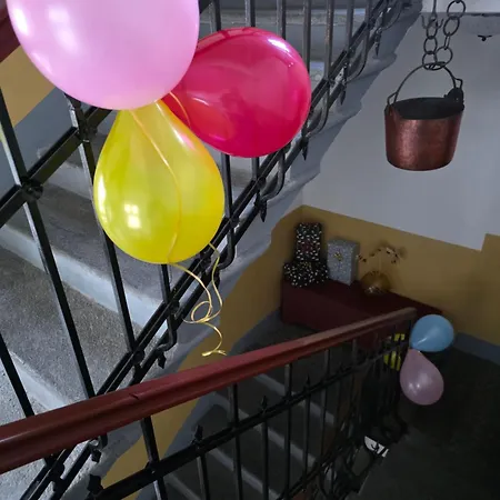 Ca' Tunin- Ideale Per Il Trenino Rosso- A Pochi Minuti A Piedi Dalla Stazione Πανσιόν *